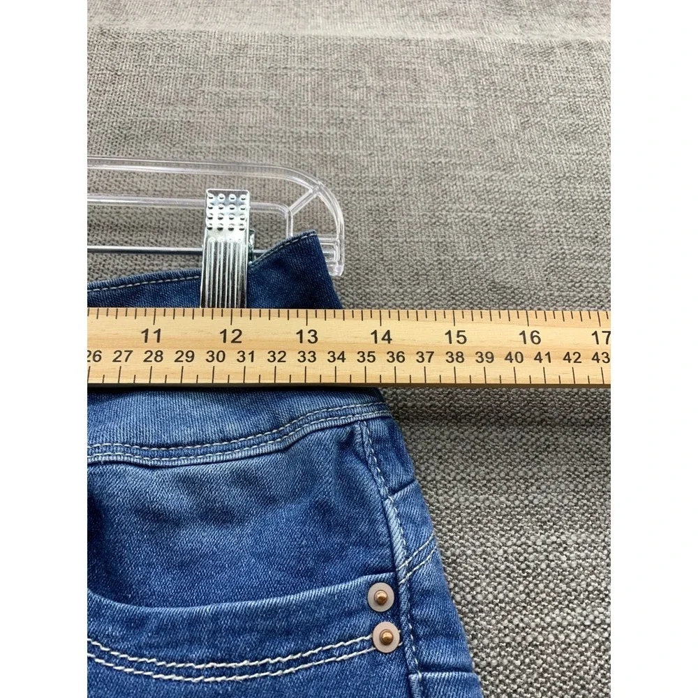 YMI Wanna Betta Butt Cut Off Shorts Women 3/26 Blue Denim Mid Rise Cuffed Hem‎